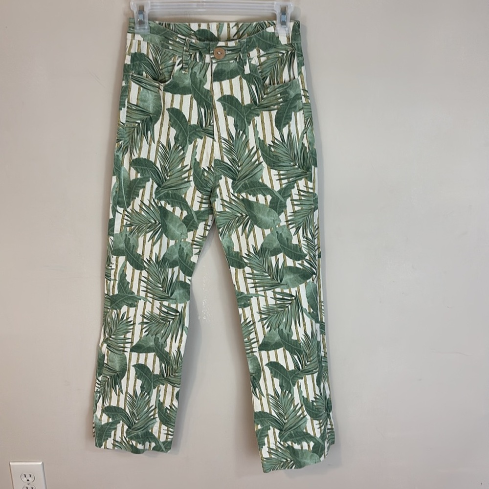 MuMu Blue Green Tropical Print Cropped 
Hawn Trouser Bamboo Palm 27